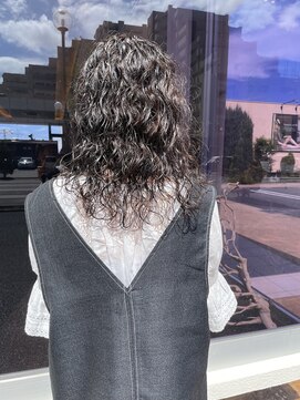 ヴァンカウンシル 津店(VAN COUNCIL) くるくるかわいいパーマスタイル