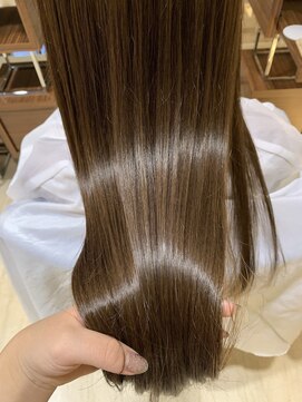 ケアリー 八千代緑が丘(Carelly) 大人かわいい前髪セシルカットココアブラウンフリンジウェーブ