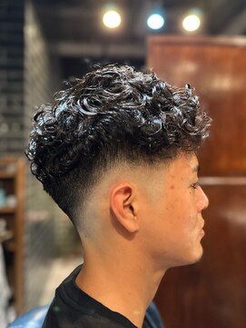 バーバーショップ レガロ(REGALO) スペインカール