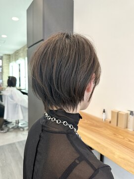 ビューエヒメ(VIEW EHIME) 大人ラフウェーブ20代30代40代ボブブラウンスウィングショート