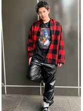 HOMME DEUXスタイリスト【札幌・メンズ・パーマ・】※系列店ＨＯＭＭＥ　ＢＬＡＮＣＨＥ‘に移動！