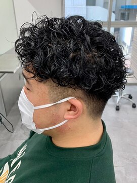 ジーニー 本厚木(Genie) プードルパーマ/波巻き/ハイライト/マッシュパーマ/ウルフ