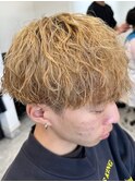 波巻きパーマメンズパーマメンズヘアツーブロックツイストパーマ