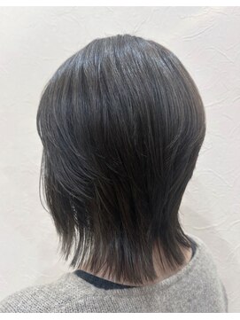 トウカ 船橋駅前店(TOUKA) ウルフ/レイヤーカット/グレージュ/オリーブカラー[船橋/船橋駅]