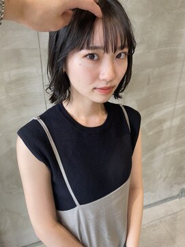 イル(ill) ボブ 前髪 肩上 黒髪