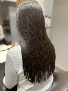 チラックス(ChilluX) 韓国【髪管理】透明感オリーブアッシュ