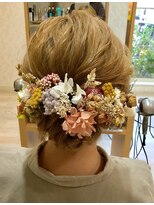 ヘアーズ イオンモール徳島(HAIRZ) 《HAIRZ》渡内美遥　ふわふわシニヨン