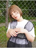 裾カラー×ミニボブ