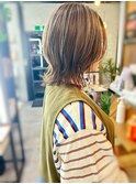 ハイライトで立体感のあるレイヤーミディ