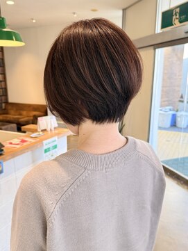 アンドファイン ヘアビューティー(&Fine hair beauty) 透明感カラー×ショートボブ