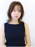 外ハネくびれミディアムボブレイヤー