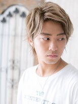 モッズヘアー メン 戸田公園店(mod's hair men)&nbsp;波巻きパーマホワイトブロンドカジュアル七三ショートi戸田公園