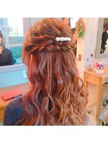 ヘアメイクアンドセットサロン リッコ(Hair make&set salon Ricco)&nbsp;Ricco　ゆるふわ波ウェーブハーフアップ　結婚式二次会セット