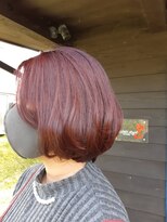 ナンバーエイト(number eight)&nbsp;動き◎大人可愛いエアリーショート×上品スカーレット