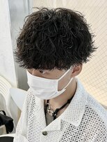 フィフス 原宿(fifth)&nbsp;波巻きスパイラルツイストスパイラルパーマツーブロックマンバン