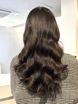 ラウレア(LAULEA)&nbsp;コテ巻き風パーマ/デジタルパーマ/韓国風パーマグレージュカラー