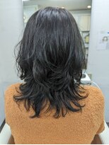 ウーア(Hair Salon UA)&nbsp;【UA】ハイレイヤー、ソフトウルフ