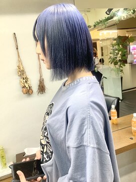 ディア(.eer) 【.eer/ディア】ネイビーブルー/ミディアムボブ/心斎橋