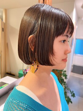 バッタ(Batta) 「KENTA」ミニボブ×フェイスレイヤー いつものボブに飽きたら