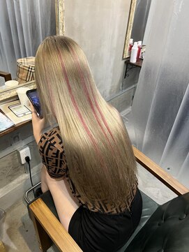 ルフレ 新宿本店1st(Reflet) ピンクハイライトエクステ