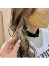 ちょこっと【イヤリングカラー】で大人可愛いスタイルにしませんか？