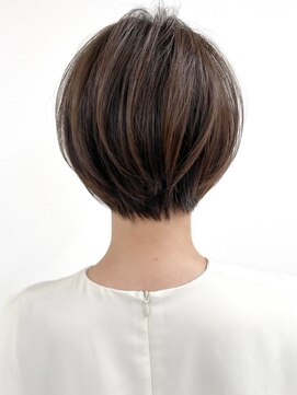 ネイロ バイ ジルブラン 葛西(NeiRo by JIL BLAN) ハイライト白髪ぼかしダブルカラーインナーカラーショートボブ