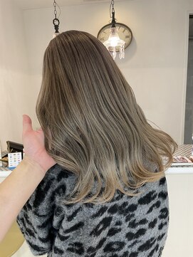 ヘアメイク ルエル(Hair Make Ruelle) ミルクティーベージュ