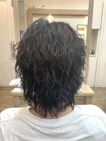 アルターリール(aL ter Rire)&nbsp;スパイキーショート/ブルーブラック/フェザーパーマ/中村郁未