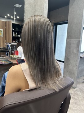 ロカフェローズ 横浜 桜木町(LOCA FELLOWS) バレイヤージュ/関内・桜木町