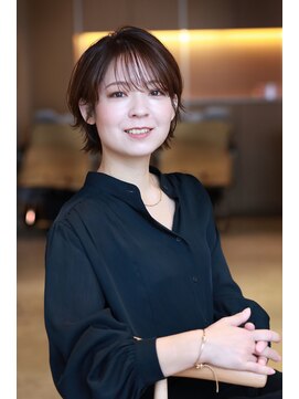 外ハネショート