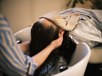 マーヴィー(Ma Vie)の写真/《ナイトヘッドスパで癒しを》朝は活力のスパを、ぐっすり眠りたい夜は心と体を整えるナイトスパがおすすめ