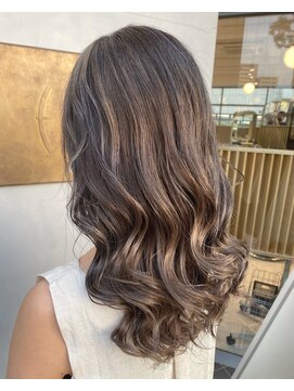 アース 春日部店(HAIR&MAKE EARTH) グレージュフェミニンウェーブ
