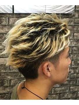 ヘアーザライズ(HAIR THE RAIZ) ハイトーンワイルドアップバング