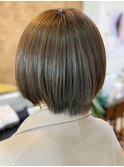 オリーブアッシュ★スタイリング簡単♪小顔見せ☆丸みショート
