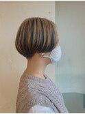 インナーカラー×刈り上げショート