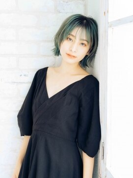 ナチュラリーエレガンス(Naturally ELEGANCE) 切りっぱなしボブ