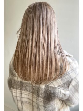 エル セルカ 高田馬場(el CERCA) 外国人風ピンクミルクティーベージュカラー【高田馬場/新宿】