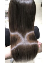 髪にかけるひみつの魔法1『髪質改善パールプラチナトリートメント』