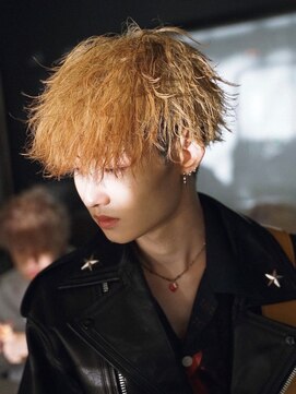 アルファ 新宿(alpha) フェザーパーマ/刈り上げセンターパート/サーフカール[新宿]