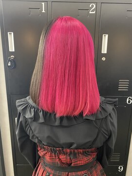 アドラ(ADLLA) ダブルカラー × ツートンデザイン ビビットpink