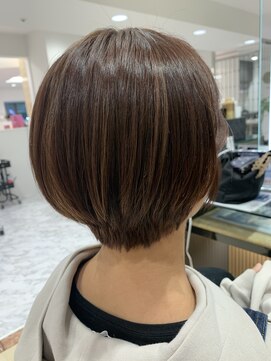 e.m.a プレミアムビューティーサロン 栄駅店(e.m.a PREMIUM BEAUTY SALON) 大人ボブ/ショート