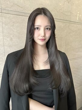 エル バイ ホーム(L by HOME) 透明感 暗髪  ダークグレー ワンカール レイヤーカット