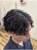 センターパートツイストスパイラルパーマ