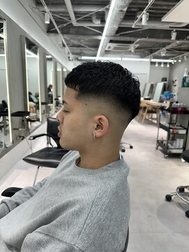 スイ 松戸(SUI) バーバースタイル♪【松戸/スキンフェード/メンズ】