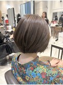 人気のショートボブ　グレージュカラー　(銀座)