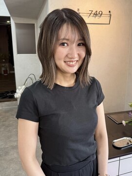 ナジック(749) エアタッチバレイヤージュ×グレージュ