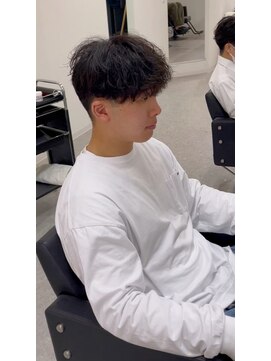 ブライト(BRIGHT) シャドウパーマ