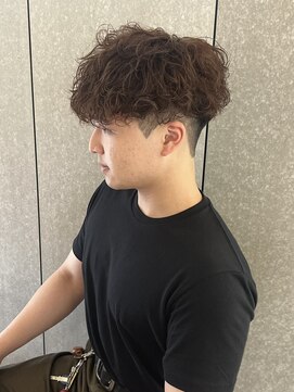 ニアウ 太田店(Niau) メンズマッシュ刈り上げ波巻きパーマプードルパーマクリーム