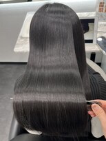 ピリオド 赤坂(Period.)&nbsp;ロングヘアーグレージュカラー潤いたっぷり髪質改善　赤坂見附