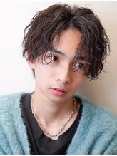 【トレンドの波巻きパーマ】